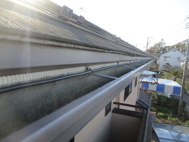 雨トヨ金具に固定