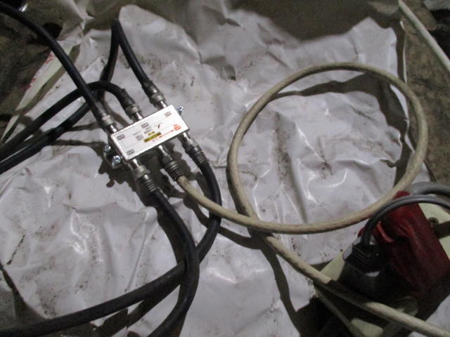 4k8k対応分配器に交換