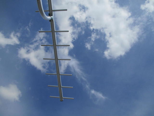 季節の移り変わりを空の色で感じます