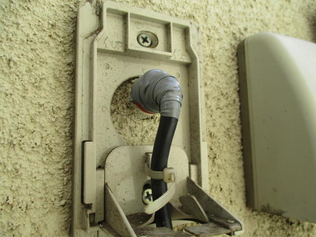 CD管にビニールテープを巻き