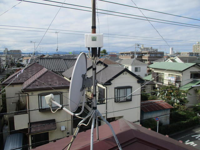 アンテナ支線が緩んでいたので補強支線を追加、緩んだ支線を少し絞る