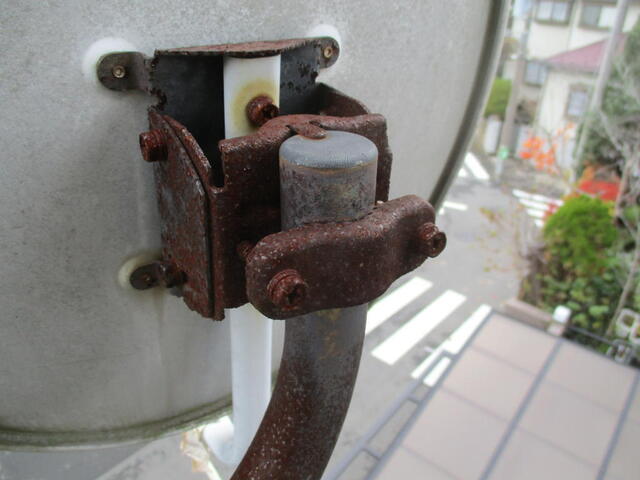 不要になっているBSアンテナ撤去
